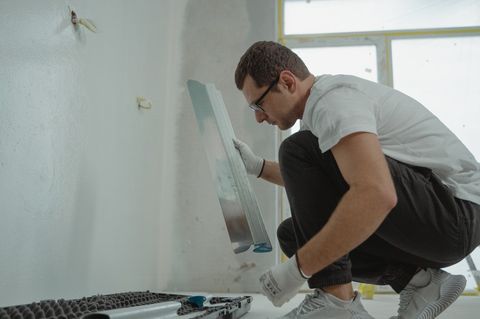 Какой процент резерва считается обоснованным для премиального ремонта?