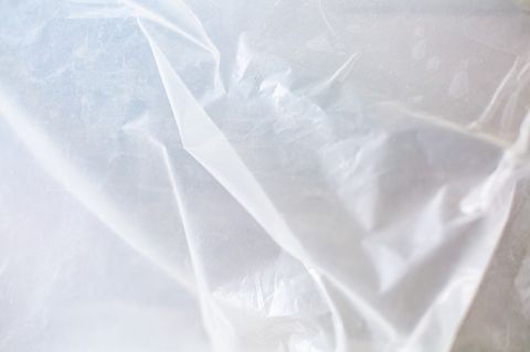 Какие поверхности требуют обязательной защиты и почему это важно?